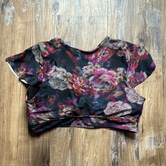 Torrid Flutter Sleeve Floral Bikini Top - Picture 6 of 6